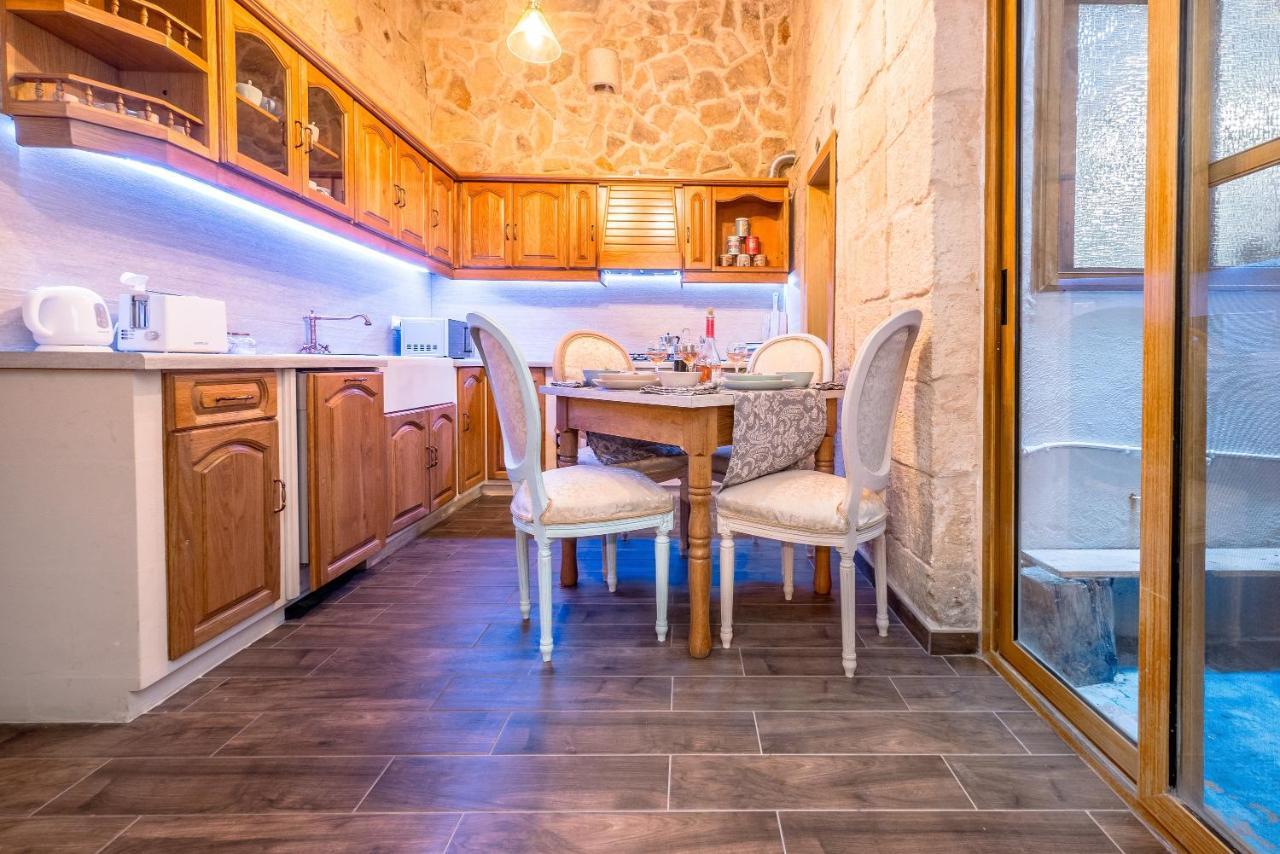 Apartmán Kharmen A 1565S House With Seaviews Birgu Exteriér fotografie